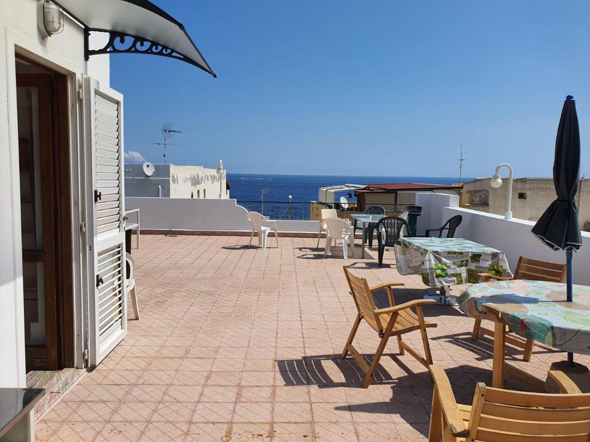 Case Vacanza Armando Lipari Canneto  Exterior foto