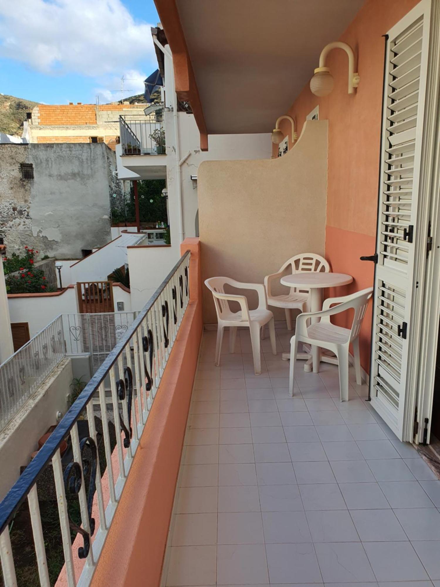 Case Vacanza Armando Lipari Canneto  Habitación foto